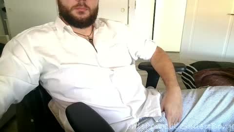Snapshot of saucybonjo chatting on 04-01-26, 09:12 Ben online show from 04-01-26, 09:12
