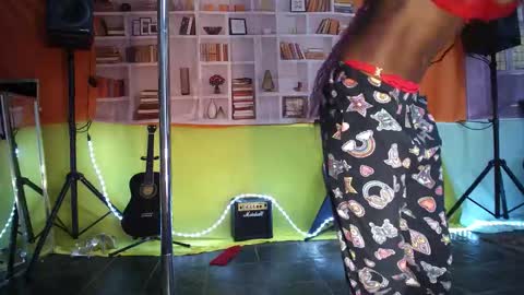 Saucychocolate online show from 01-16-26, 09:52