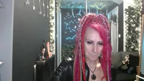 SaucySky online show from 09-21-25, 08:21