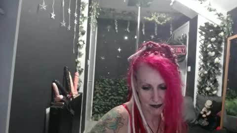 SaucySky online show from 02-27-26, 10:54