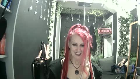 SaucySky online show from 04-28-26, 08:03