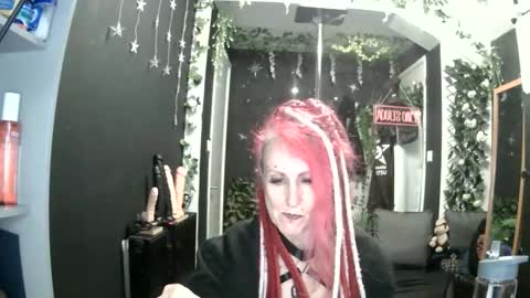 Snapshot of saucysky chatting on 05-06-26, 09:20 SaucySky online show from 05-06-26, 09:20