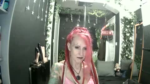 Snapshot of saucysky chatting on 05-24-26, 08:58 SaucySky online show from 05-24-26, 08:58