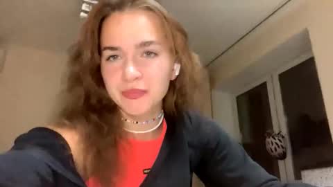 Snapshot of saundrayeeloy chatting on 10-18-25, 03:24 Martha online show from 10-18-25, 03:24