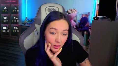 Snapshot of savage_lust_ chatting on 11-27-25, 03:08 Ariel online show from 11-27-25, 03:08