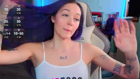 Snapshot of savage_lust_ chatting on 12-01-25, 03:44 Ariel online show from 12-01-25, 03:44