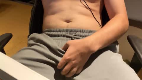 Snapshot of savagegerman chatting on 11-16-25, 08:14 savagegerman online show from 11-16-25, 08:14