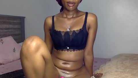Luxe online show from 07-26-26, 04:14