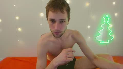 Snapshot of savak_hottie chatting on 01-20-25, 09:53 Savak Laakem online show from 01-20-25, 09:53