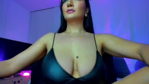 savanna13 online show from 04-07-26, 06:36