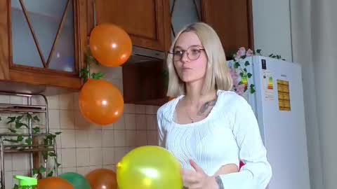 savannahshor online show from 10-04-25, 08:29