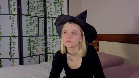 savannahshor online show from 10-19-25, 08:53