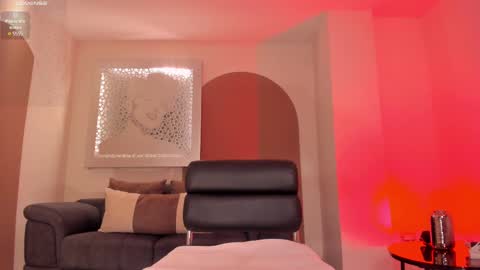 S a v a n n a h  online show from 02-15-25, 10:21