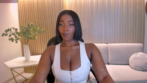 S a v a n n a h  online show from 03-20-26, 02:00