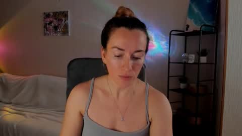 save the qween online show from 11-20-25, 06:24