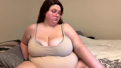 Snapshot of savrenee1 chatting on 10-23-25, 04:45 Lexi online show from 10-23-25, 04:45