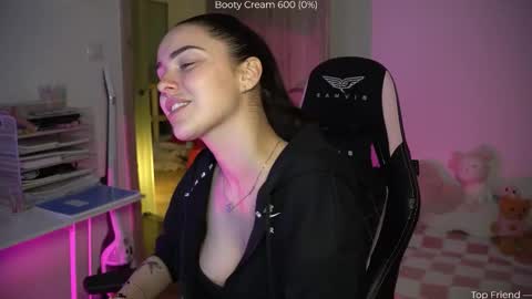 Naomi online show from 01-08-26, 07:38