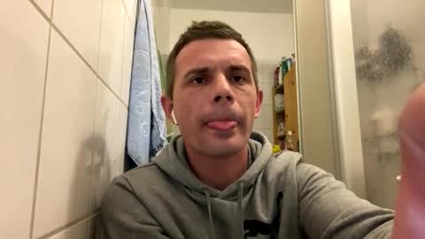 chamomile online show from 11-14-25, 09:35