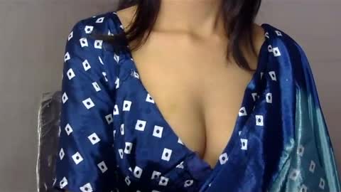 saxee online show from 12-23-24, 05:11