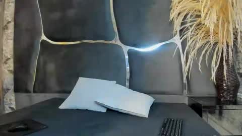 Bunny and Jayzy online show from 02-14-26, 10:50