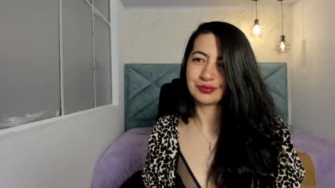 Snapshot of saya_amaretto1 chatting on 10-05-25, 05:28 Saya Amaretto  online show from 10-05-25, 05:28