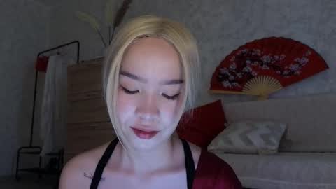 Saya online show from 12-21-25, 05:25