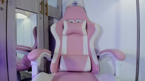 Say Lilith   Monday to Saturday 700am to 140pm Colombian time  online show from 01-07-25, 12:20