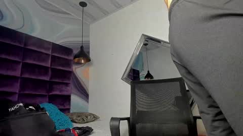Snapshot of sbastone_muscle chatting on 02-08-25, 04:36 sebastian   muscleman  daddy   the better  latin  lover   online show from 02-08-25, 04:36