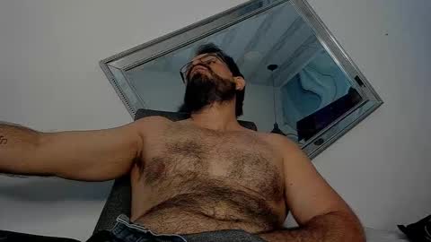 Snapshot of sbastone_muscle chatting on 10-11-25, 01:20 sebastian   muscleman  daddy   the better  latin  lover   online show from 10-11-25, 01:20