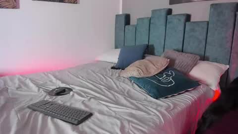 Scarleth online show from 10-12-25, 08:02