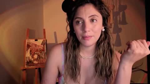 Venus online show from 11-25-25, 06:52