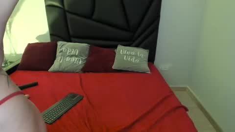 Snapshot of scarbadgirl_ chatting on 10-18-25, 03:31 scarbadgirl_ online show from 10-18-25, 03:31