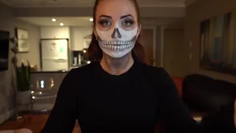 scarlajade online show from 10-31-25, 11:50