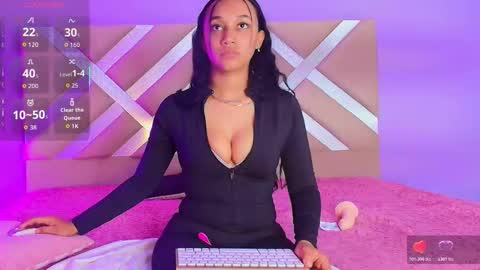 scarleett_ebony online show from 11-08-25, 07:45