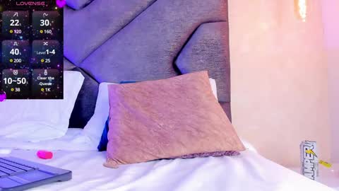 Scarlett online show from 01-31-25, 11:03