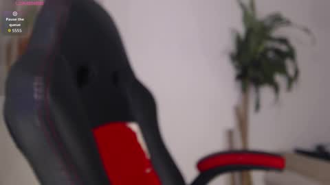 Snapshot of scarlet_100 chatting on 03-06-26, 03:47 scarlet_100 online show from 03-06-26, 03:47