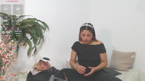 scarlet_100 online show from 04-06-26, 02:20