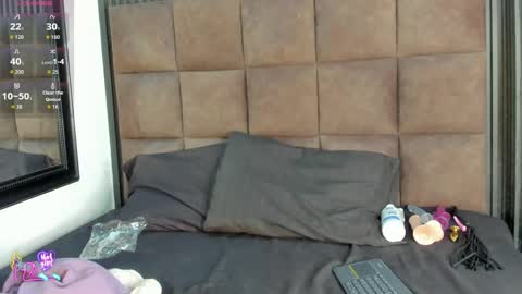 Snapshot of scarlet__love__ chatting on 05-26-26, 11:39 scarlet__love__ online show from 05-26-26, 11:39