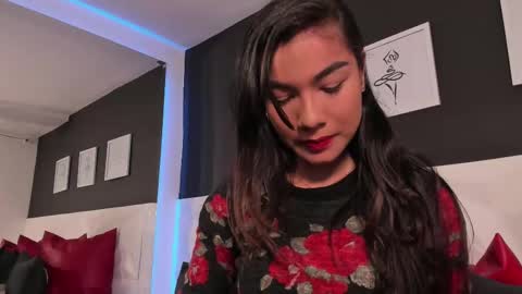 Snapshot of scarlet_castro chatting on 09-27-25, 12:10 Scarlet online show from 09-27-25, 12:10