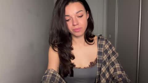Snapshot of scarlet_daisy_ chatting on 04-28-26, 07:02 Sophie online show from 04-28-26, 07:02