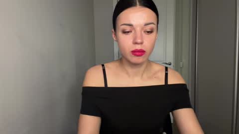 Snapshot of scarlet_daisy_ chatting on 05-01-26, 07:02 Sophie online show from 05-01-26, 07:02
