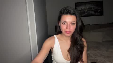 Snapshot of scarlet_daisy_ chatting on 05-21-26, 07:10 Sophie online show from 05-21-26, 07:10