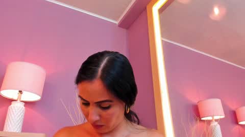 Snapshot of scarlet_edwars chatting on 01-22-25, 07:03 Scarlet Edwars online show from 01-22-25, 07:03