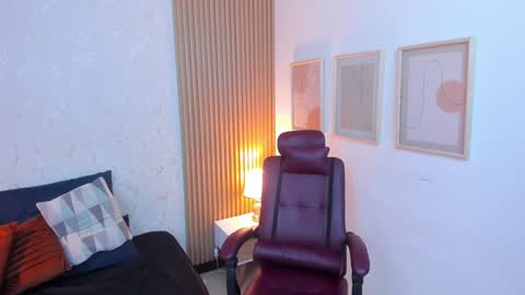 Snapshot of scarlet_edwars chatting on 02-09-25, 12:28 Scarlet Edwars online show from 02-09-25, 12:28