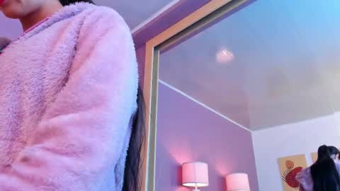 Snapshot of scarlet_edwars chatting on 02-11-25, 12:05 Scarlet Edwars online show from 02-11-25, 12:05