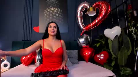 Snapshot of scarlet_edwars chatting on 02-14-25, 07:44 Scarlet Edwars online show from 02-14-25, 07:44