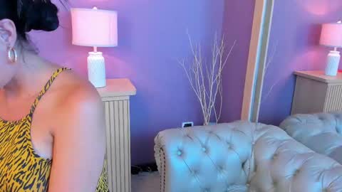 Snapshot of scarlet_edwars chatting on 02-18-25, 06:15 Scarlet Edwars online show from 02-18-25, 06:15