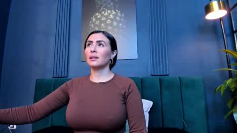 Scarlet Edwars online show from 02-18-26, 12:01