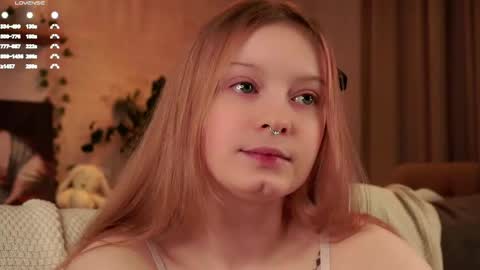 scarlet_fever10 online show from 05-03-26, 04:24