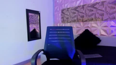 Snapshot of scarlet_fx chatting on 10-06-25, 05:10 Scarlet  online show from 10-06-25, 05:10